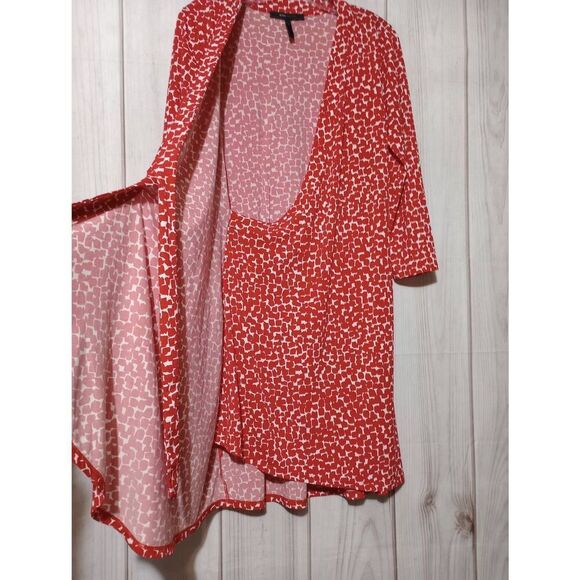 BCBG Maxazria Dress Ladies Medium Red Faux Wrap Midi 3/4 Sleeve Timeless Evening - Picture 3 of 8